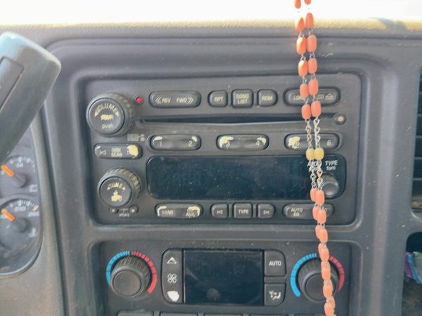 2003-2005 Chevy Suburban 1500 Stock Radio Oem Factory Stereo Cd Player 10357886 — photo 3