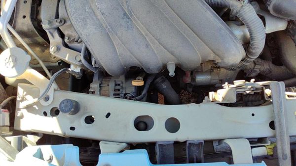 2014-2019 Nissan Versa Note Upper Radiator Support Tie Bar With Hood Latch Oem — photo 2
