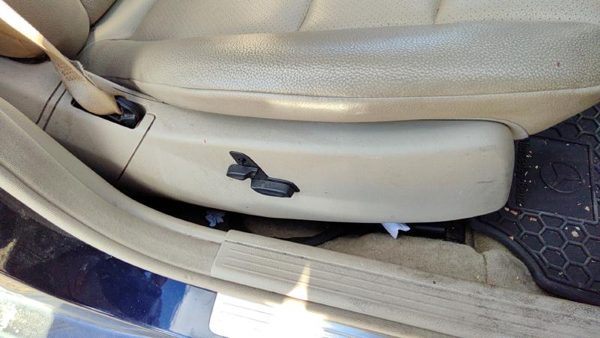 12-14 Mercedes C300 Passenger Right Side Power Seat Switch With Trim Panel Beige — photo 3