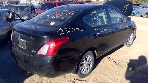 2014 Nissan Versa — vehicle photo 8