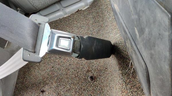 1992 Jeep Cherokee Passenger Right Front Seat Belt Buckle Receiver Oem Gray — photo 3
