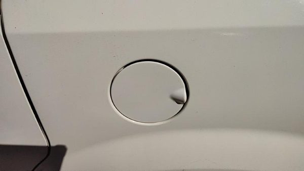 2008-2020 Dodge Grand Caravan Fuel Tank Door With Hinge Gas Lid Filler White Pw1 — photo 2