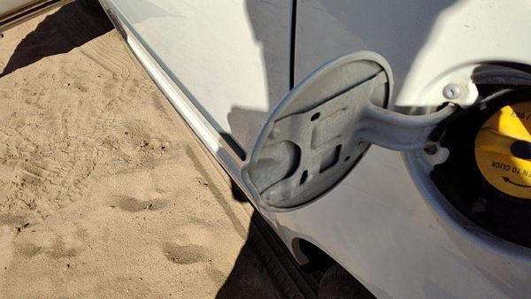 2008-2020 Dodge Grand Caravan Fuel Tank Door With Hinge Gas Lid Filler White Pw1 — photo 4