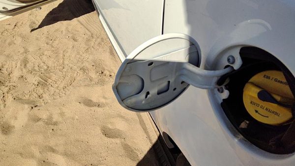 2008-2020 Dodge Grand Caravan Fuel Tank Door With Hinge Gas Lid Filler White Pw1 — photo 5