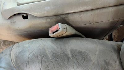 1995-1998 Silverado 2500 Driver Left Front Seat Belt Buckle Receiver Oem Tan 52D