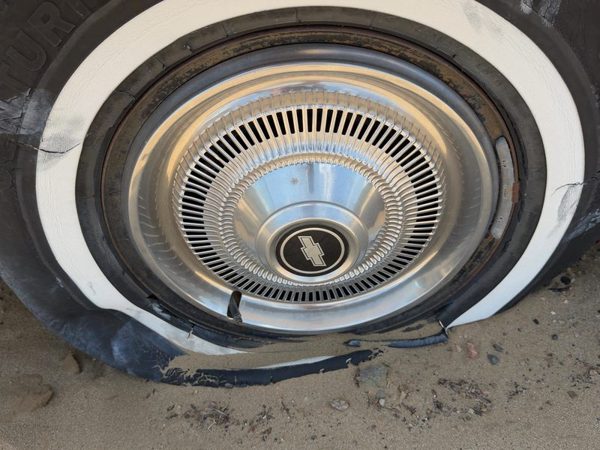 1971-1976 Chevy Impala Set of Four 15 Inch Hubcaps Wheel Covers OEM 03968761 — photo 11