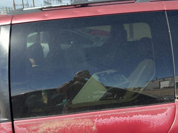 96-00 Town & Country Driver Left Rear Side Window Door Glass Back Privacy Tint — photo 3