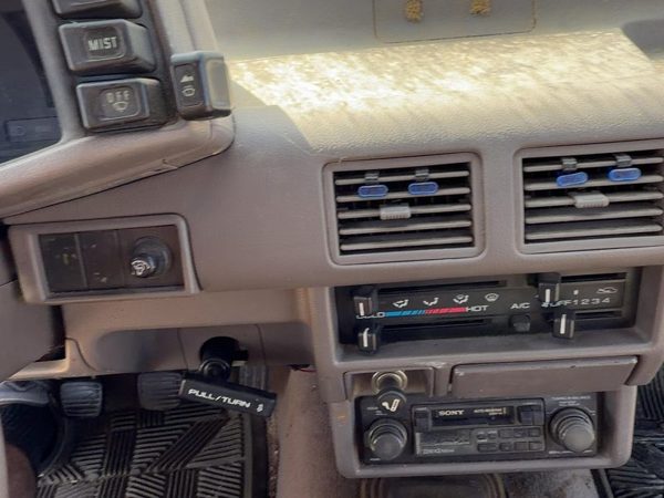 1989-1995 Isuzu Pup Center Dash Heater Vent Assembly Oem Ac Gray 8970004092 — photo 1