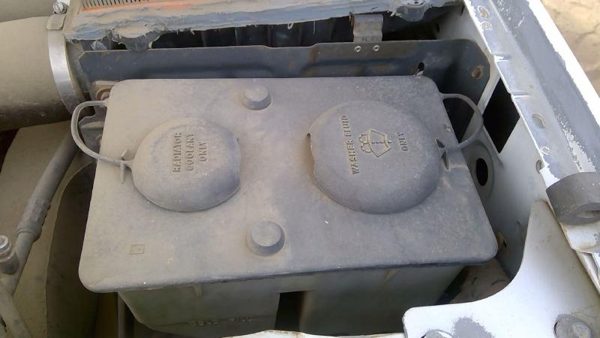 88-97 Ford F450 Coolant Reservoir Radiator Overflow Tank Bottle Oem 7.5L — photo 8
