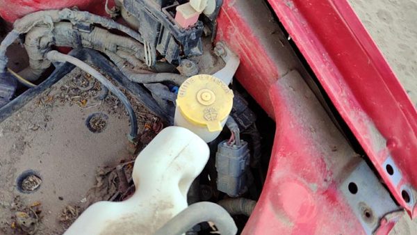 94-97 Ford Aspire Windshield Washer Fluid Reservoir With Pump Oem Wiper Tank — photo 3