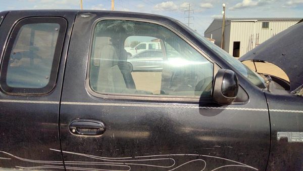 1997 Ford F-150 Front Door RH Black Ua — photo 7
