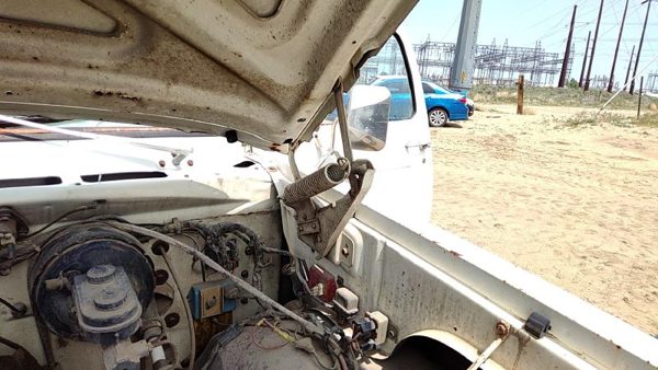 1981-1993 Dodge Ram W250 Driver Left Hood Hinge Assembly Oem White 55027101 — photo 1