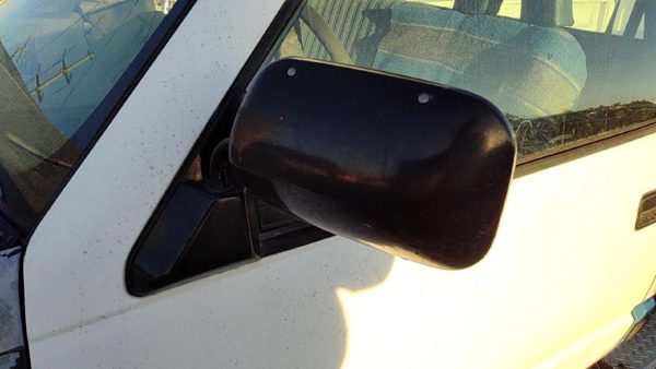 1988-2000 Gmc Sierra 2500 Driver Left Side Mirror Door Mounted Oem 19177486 — photo 1
