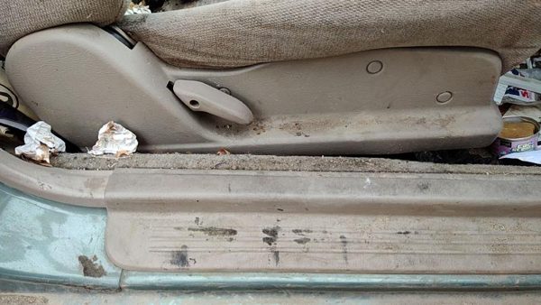 00-04 Legacy Outback Passenger Right Side Seat Trim Panel Oem Tan — photo 4