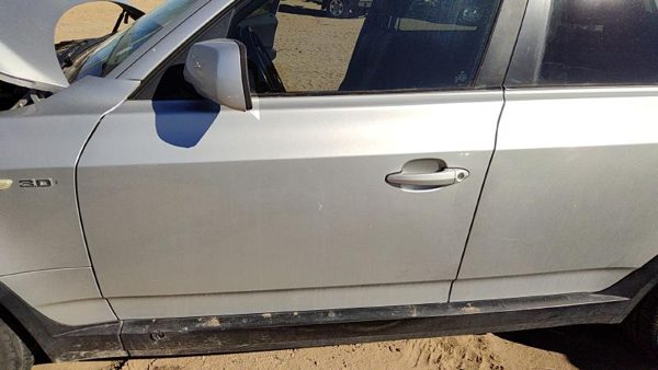2004 BMW X3 Front Door LH Silver — photo 2
