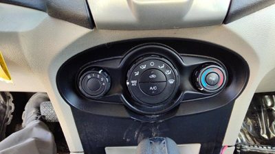 2011-2013 Ford Fiesta Temperature Control Module In Dash Heater Ac Head Unit Oem