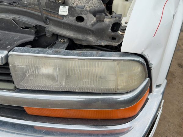 1998-2005 Chevy S10 Blazer Driver Left Head Light Oem Front Lamp 16525721 — photo 5