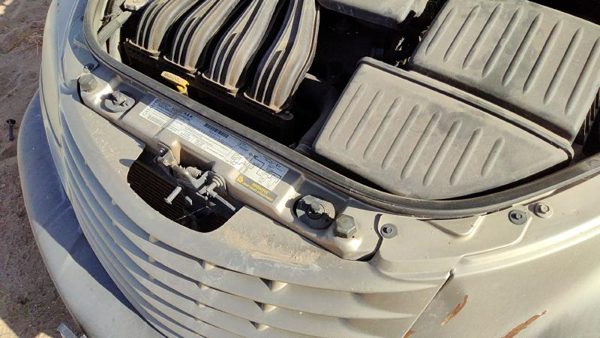 2002 Chrysler PT Cruiser Radiator Support — photo 2