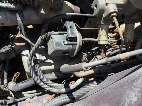 85-87 Buick Park Ave Cruise Control Servo Assembly Module With Cable Oem 3.8L — photo 1