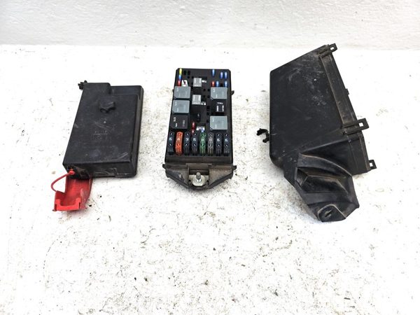 2000-2005 Buick Century Engine Fuse Box Power Distribution Panel Oem 3.1L — photo 5