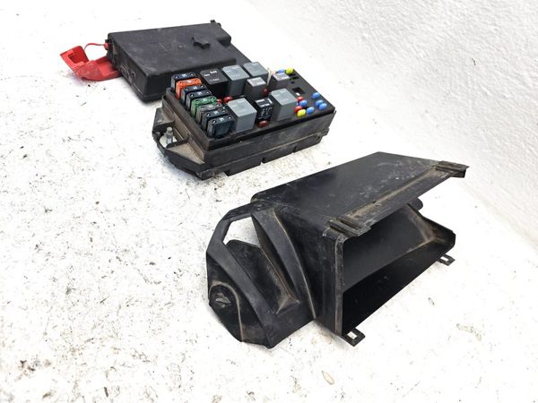 2000-2005 Buick Century Engine Fuse Box Power Distribution Panel Oem 3.1L — photo 6