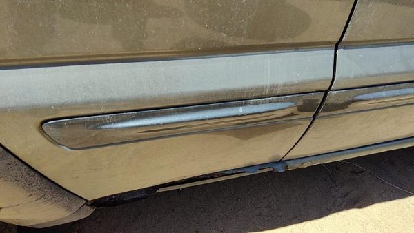 04 Liberty Passenger Right Rear Moulding From Door Oem Back Trim Strip Khaki Pjc — photo 1