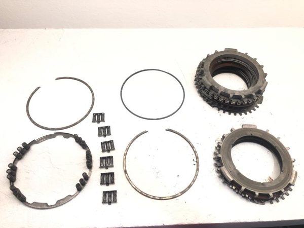01 Silverado Set Of Clutch Disks And Steel Rings 6.6L Allison 1000 5Spd C3 C4 C5 — photo 1