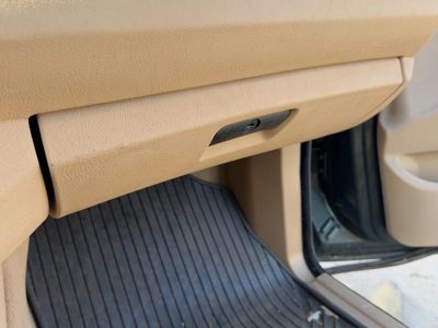 2000-2006 Bmw X5 Glove Box Assembly Complete Door With Latch Oem E53 Beige Lchc