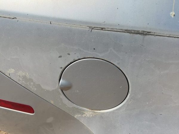 05-10 Chevy Cobalt Fuel Tank Door With Hinge Gas Lid Oem Filler Coupe Silver 95U — photo 4