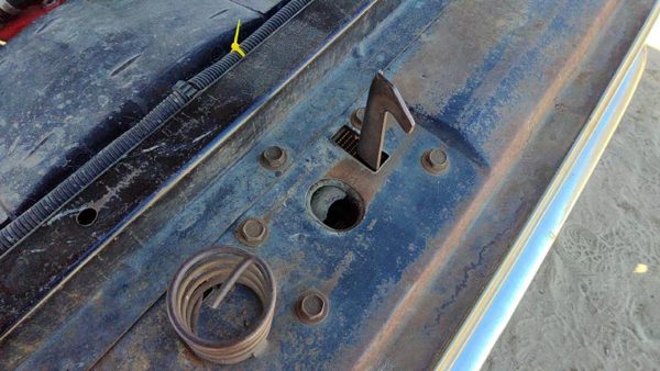 1973-1980 Silverado C10 Hood Latch Assembly With Bracket Oem 14003002 — photo 3