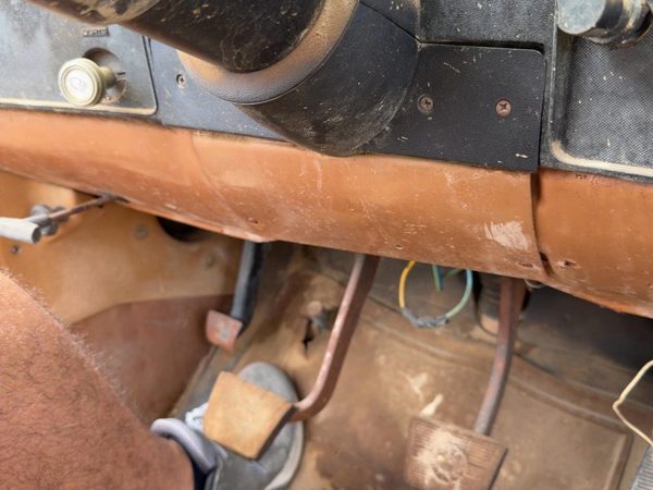 1980 Chevy Silverado C20 Lower Dash Under Column Knee Bolster Trim Panel Oem Tan — photo 4