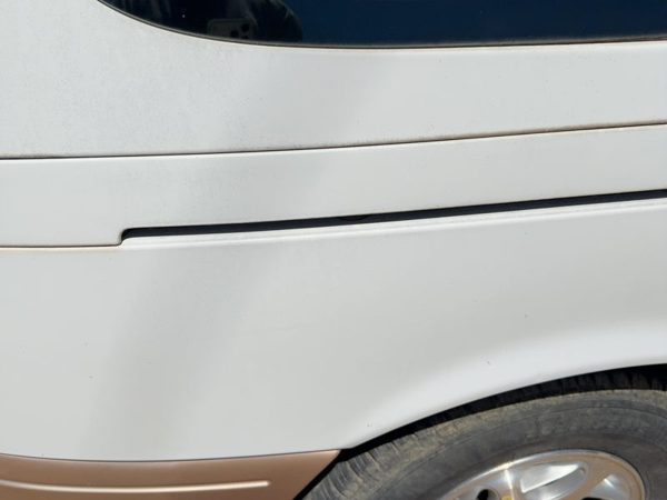 96-98 Mercury Villager Right Rear Quarter Moulding Door Roller Cover Trim — photo 4