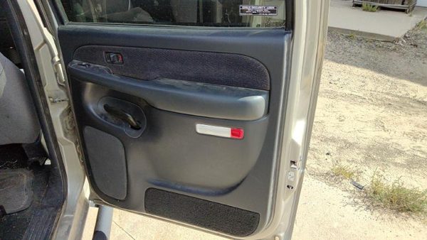 01 02 Sierra 2500 Hd Passenger Right Rear Door Panel With Switches Graphite 12D — photo 2