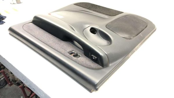 01 02 Sierra 2500 Hd Passenger Right Rear Door Panel With Switches Graphite 12D — photo 10