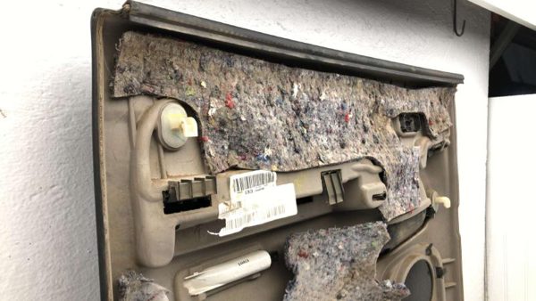 01 02 Sierra 2500 Hd Passenger Right Rear Door Panel With Switches Graphite 12D — photo 14