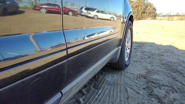 2009 GMC Acadia Front Door RH 58U Carbon Black Hail 22883073 — photo 8