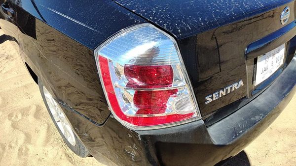 2007-2009 Nissan Sentra Driver Left Tail Light Brake Lamp Oem Rear 2.0L — photo 1