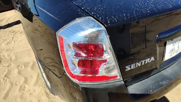 2007-2009 Nissan Sentra Driver Left Tail Light Brake Lamp Oem Rear 2.0L — photo 2