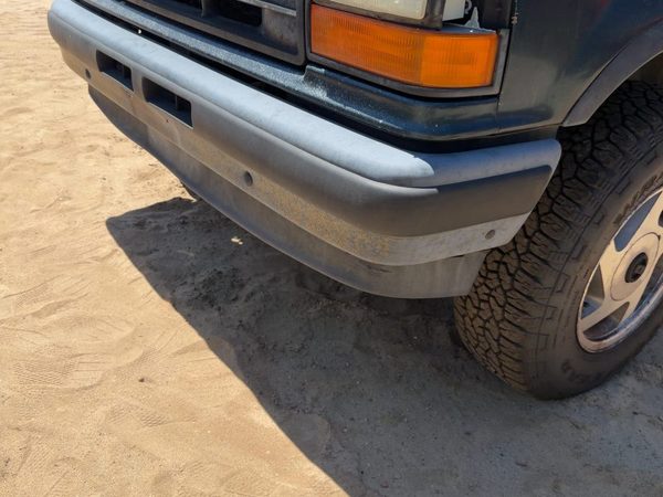 91-94 Ford Explorer 2 Dr Front Bumper with Brackets Assembly OEM YL2Z17757ABA — photo 2