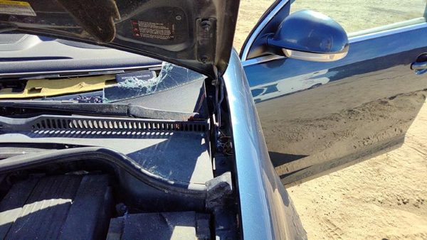 2005-2014 Vw Jetta Driver Left Hood Hinge Assembly Oem Blue 1K0823301c — photo 1