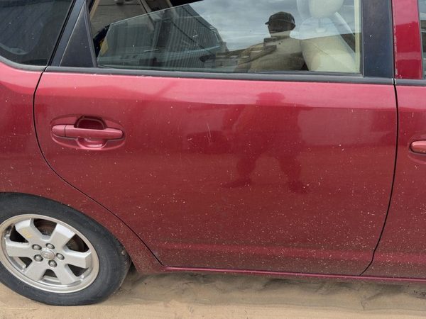 2005 Toyota Prius Rear Door RH Salsa Red 3Q3 — photo 2