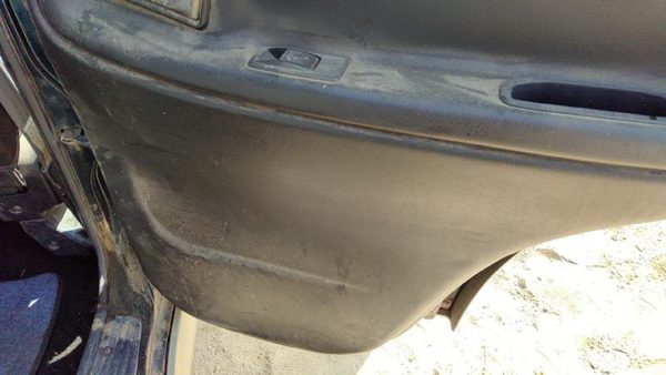 97 Suzuki Sidekick Passenger Right Rear Door Trim Panel With Switches Back Gray — photo 7