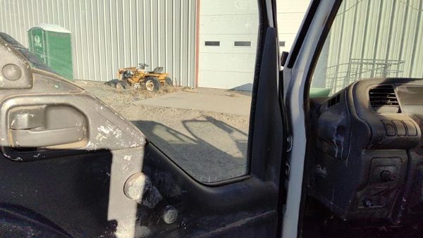 92-98 Isuzu Npr Driver Left Front Door Trim Panel Gray — photo 8