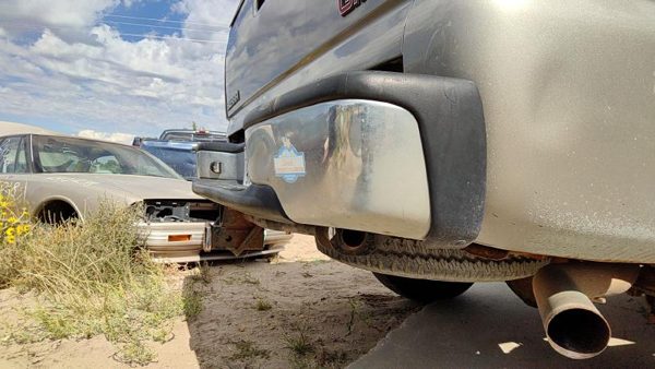1999-2007 Sierra 2500 Hd Chromer Rear Bumper Assembly With Brackets Oem 12473000 — photo 3