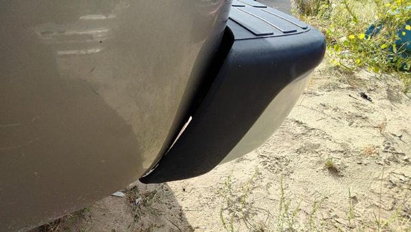 1999-2007 Sierra 2500 Hd Chromer Rear Bumper Assembly With Brackets Oem 12473000 — photo 7
