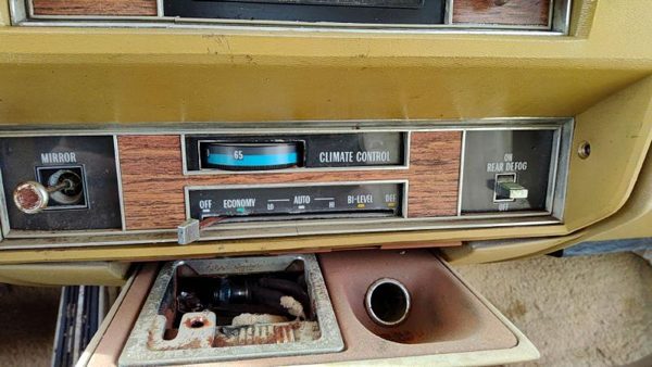 1980 Cadillac Deville Temperature Control Module In Dash Heater Ac Head Unit Oem — photo 1