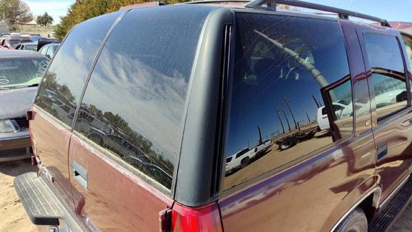 1995-1999 Gmc Yukon Passenger Right Rear Upper Moulding On Quarter Panel Oem — photo 3