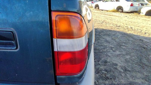 1998-2002 Honda Passport Passenger Right Tail Light Oem Brake Lamp Rear 5647813 — photo 3