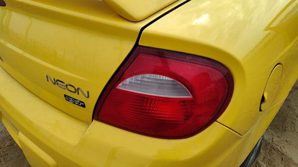 2003-2005 Dodge Neon Passenger Right Tail Light Brake Lamp Oem Rear 05303542Ad — photo 1