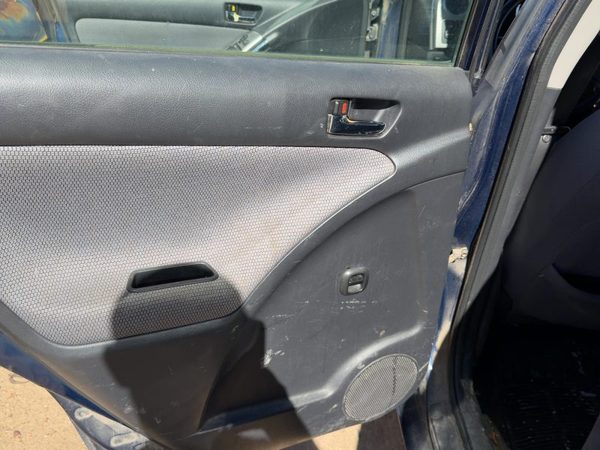 2005-2008 Toyota Matrix Xr Driver Left Rear Door Trim Panel With Switches Back — photo 2